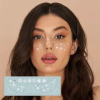 Снежинки белые