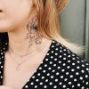 Временная тату черный пион на шее