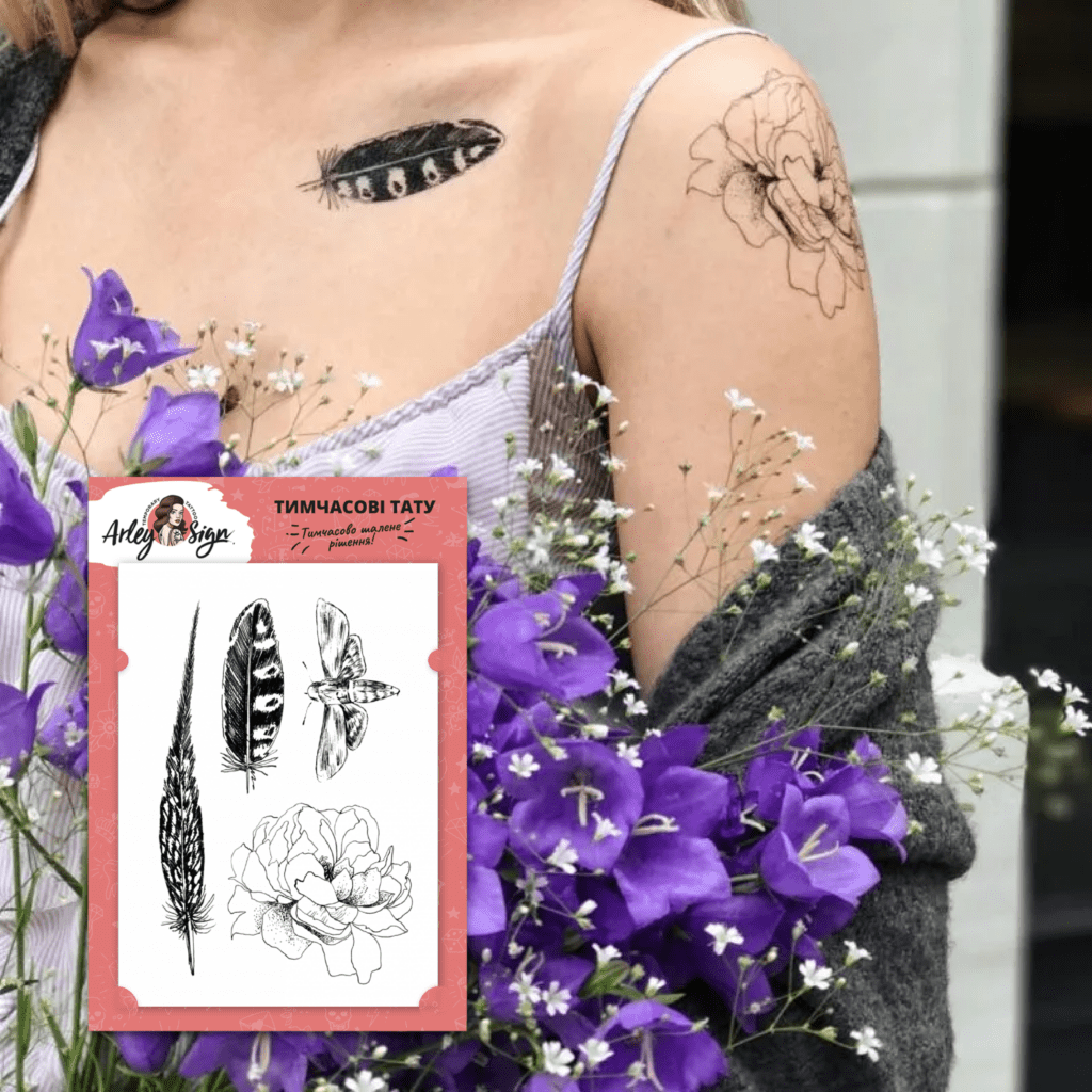 Temporary tattoo "Чорний сет пір'я квітки та мотиля"