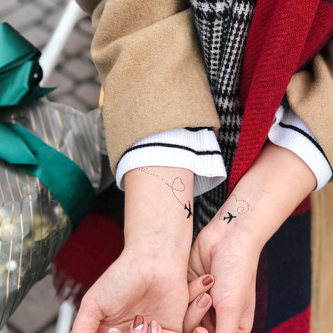 Tiny Wrist Tattoos To Get With Your Best Friend | Preview.ph