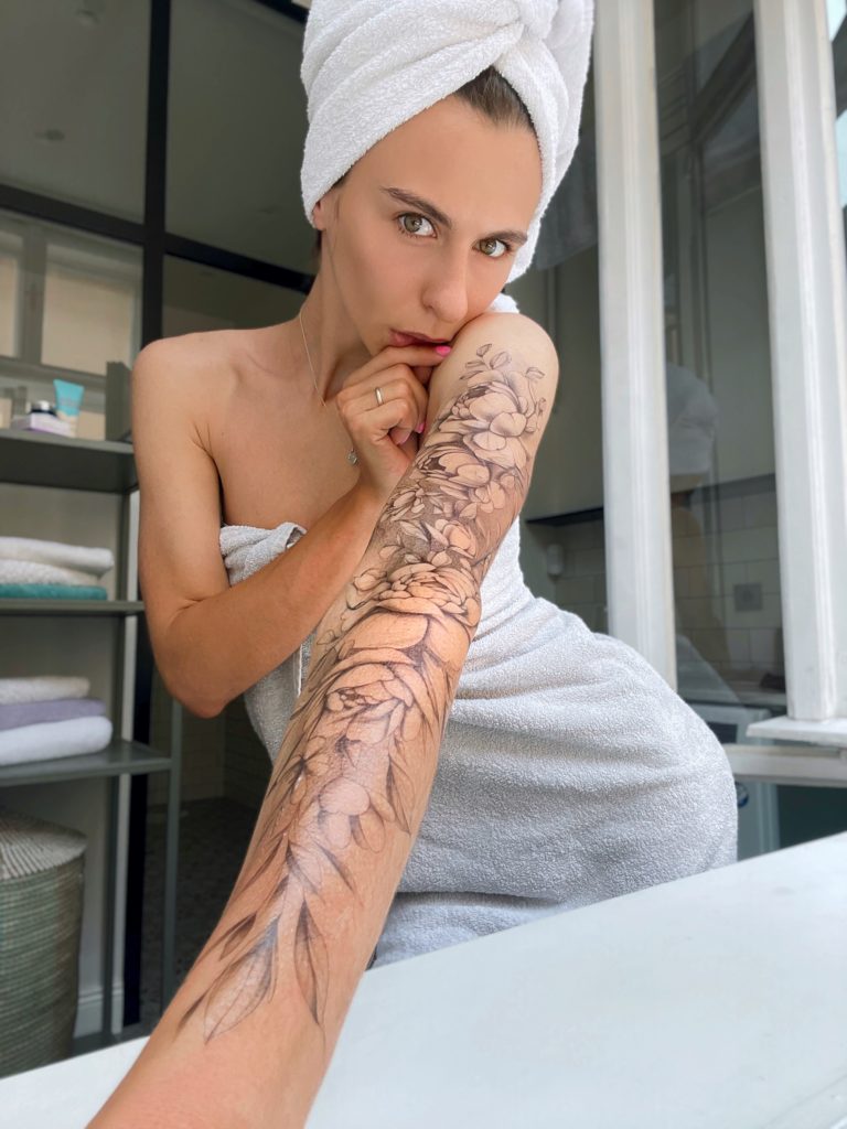 Temporary tattoo "Тату-рукав з півоніями"
