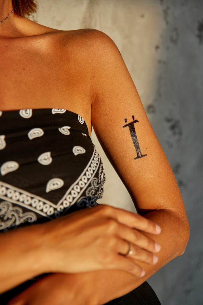 Temporary tattoo "Літера «Ї»"