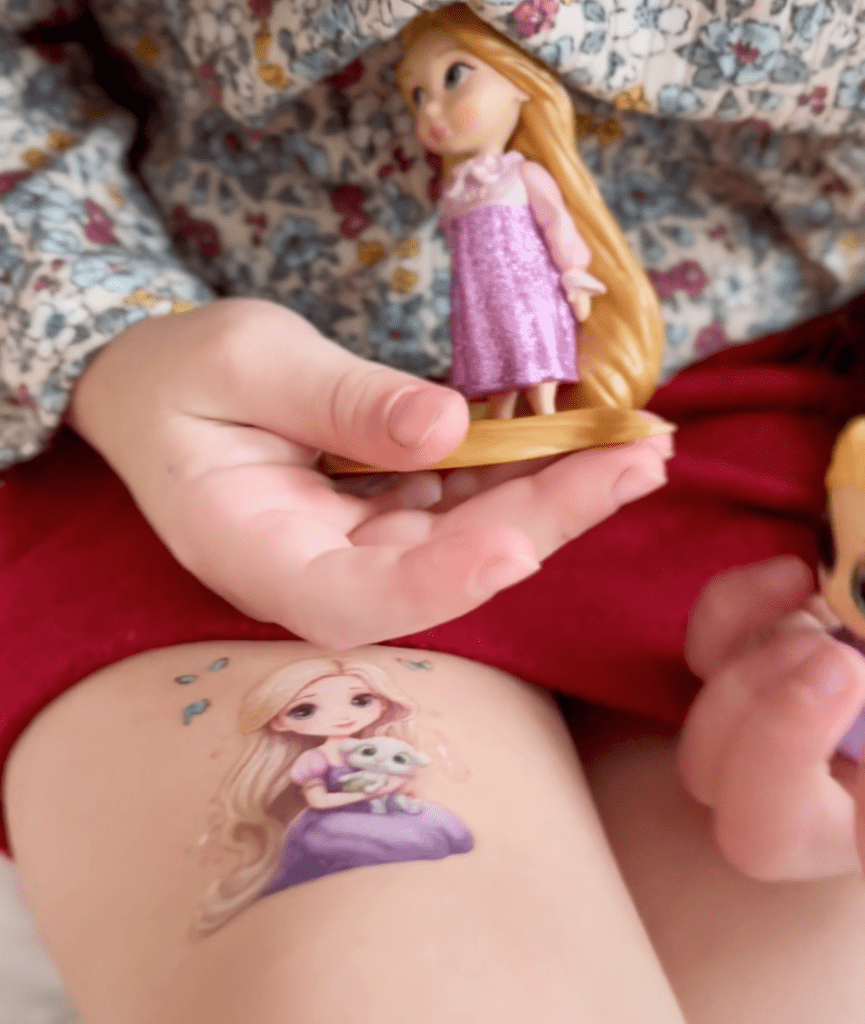 Временное тату "Маленькі принцеси"