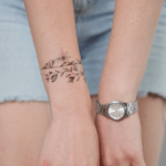 Temporary tattoo "Тату природа: Гори та листя"